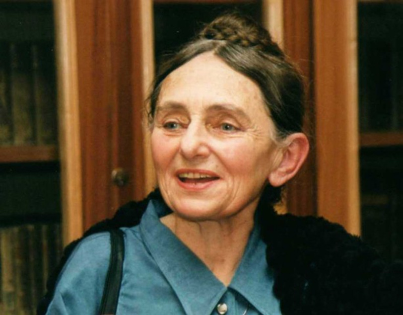 2026-helena-raszka-kolor.jpg
